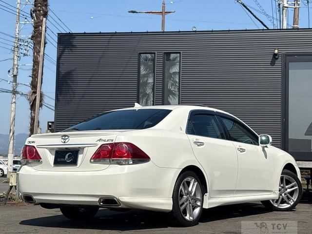 2012 Toyota Crown