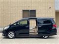 2013 Toyota Alphard