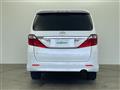 2013 Toyota Alphard
