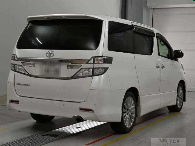 2014 Toyota Vellfire