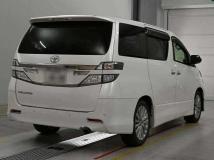 2014 Toyota Vellfire