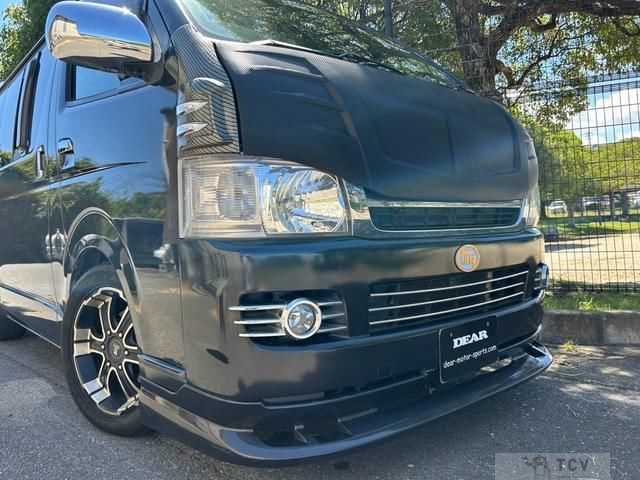 2006 Toyota Hiace Van