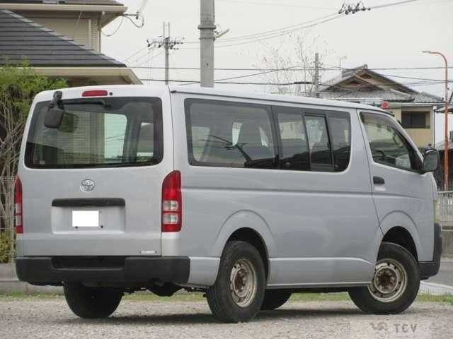 2006 Toyota Hiace Van