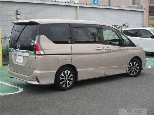 2017 Nissan Serena