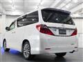 2013 Toyota Alphard