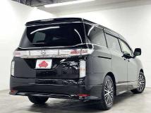 2015 Nissan Elgrand