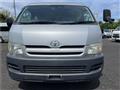 2007 Toyota Hiace