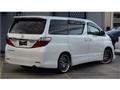 2013 Toyota Vellfire