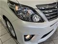 2012 Toyota Alphard