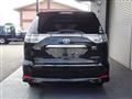 2013 Toyota Estima