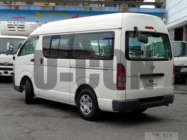 2010 Toyota Regiusace Van