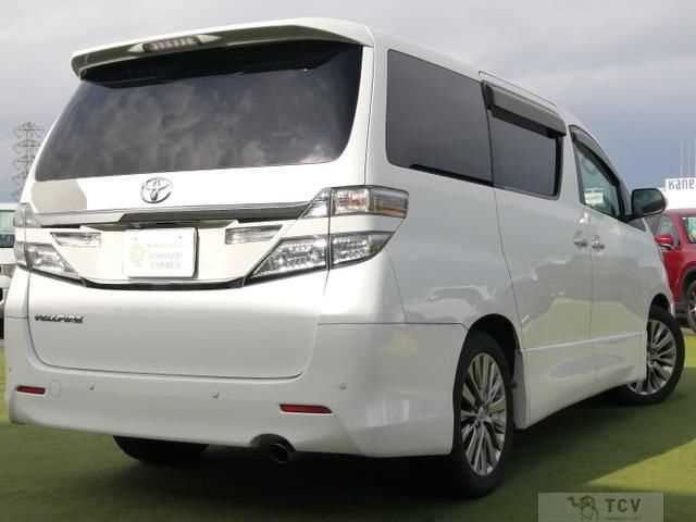 2013 Toyota Vellfire