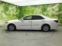 2013 Toyota Crown