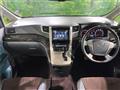 2013 Toyota Alphard