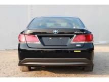 2013 Toyota Crown Hybrid