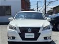 2013 Toyota Crown Hybrid
