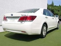 2013 Toyota Crown Hybrid
