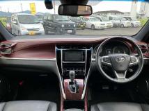 2014 Toyota Harrier