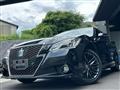 2013 Toyota Crown Hybrid