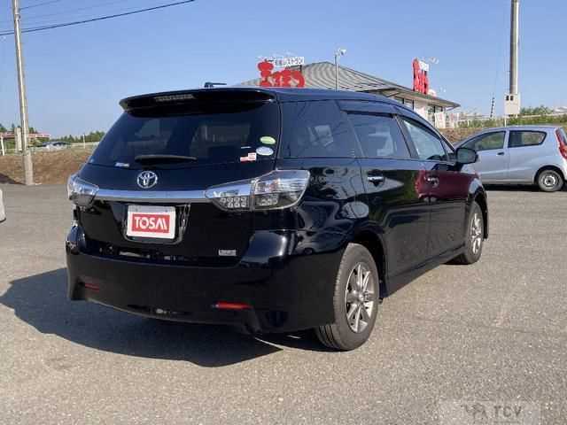 2013 Toyota Wish