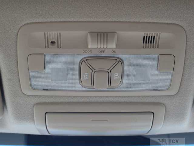 2013 Toyota Estima