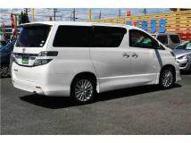2014 Toyota Vellfire