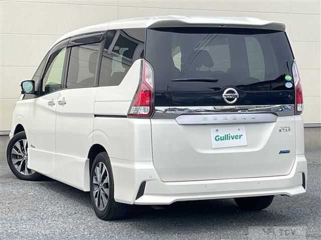 2017 Nissan Serena