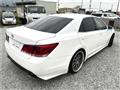 2013 Toyota Crown Hybrid