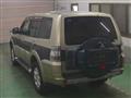 2011 Mitsubishi Pajero