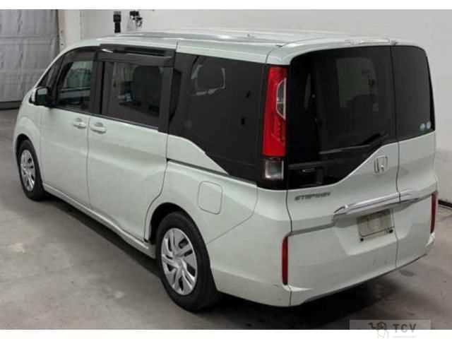 2015 Honda Step WGN