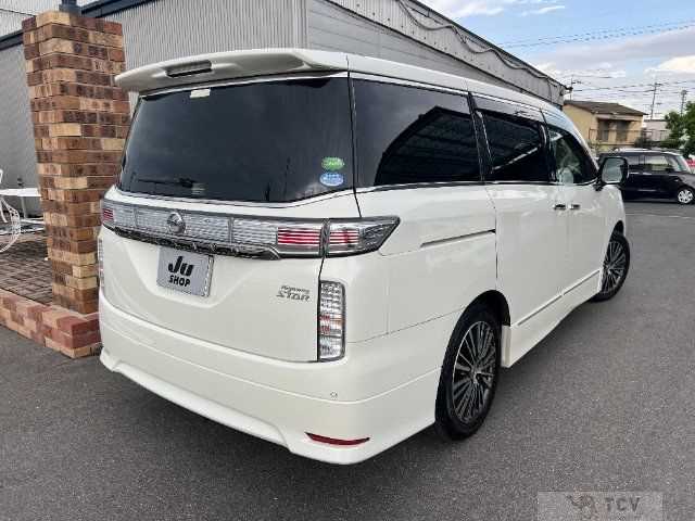 2014 Nissan Elgrand