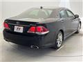 2012 Toyota Crown