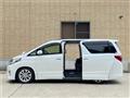 2013 Toyota Alphard