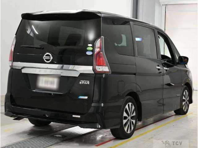 2017 Nissan Serena