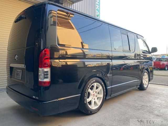 2008 Toyota Hiace Van