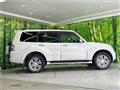 2011 Mitsubishi Pajero