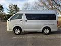 2006 Toyota Hiace Van