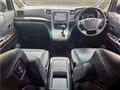 2014 Toyota Vellfire