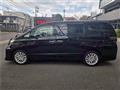 2014 Toyota Vellfire