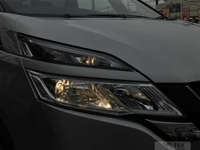 2016 Nissan Serena