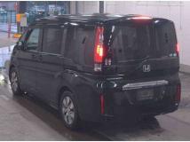 2018 Honda Step WGN