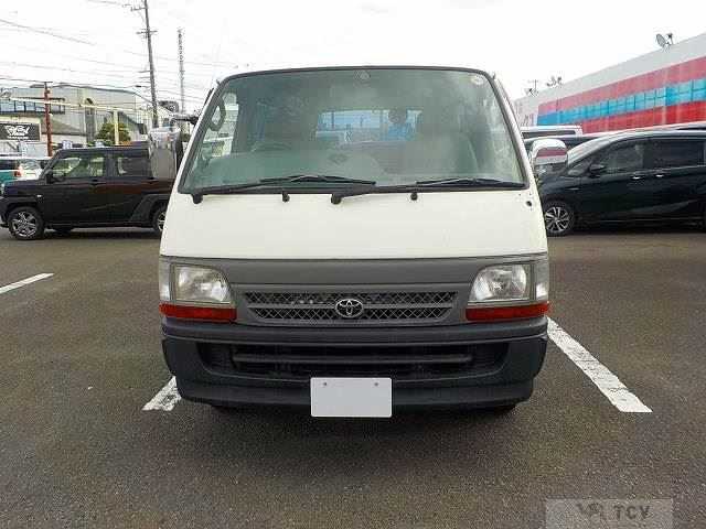 2004 Toyota Hiace Van