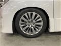 2013 Toyota Alphard