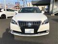 2013 Toyota Crown Majesta