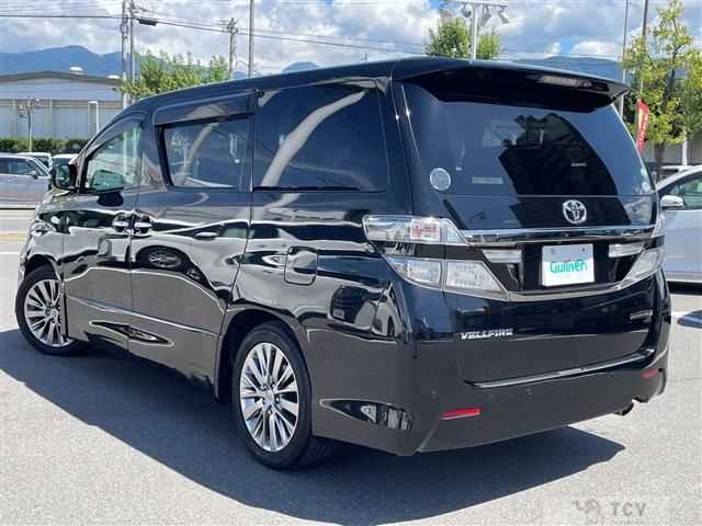 2014 Toyota Vellfire
