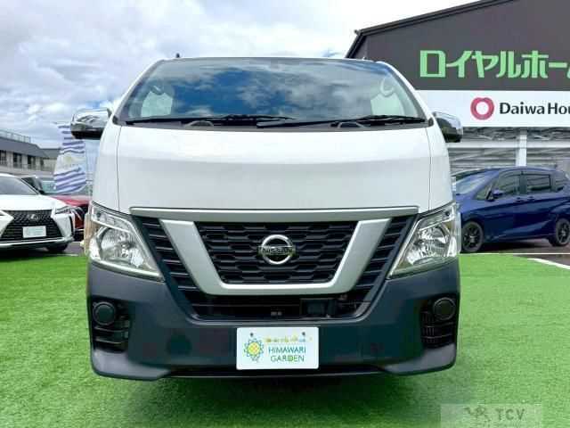 2020 Nissan NV350 Caravan