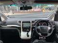 2014 Toyota Vellfire