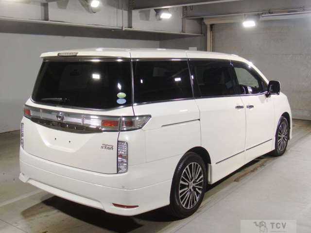 2018 Nissan Elgrand