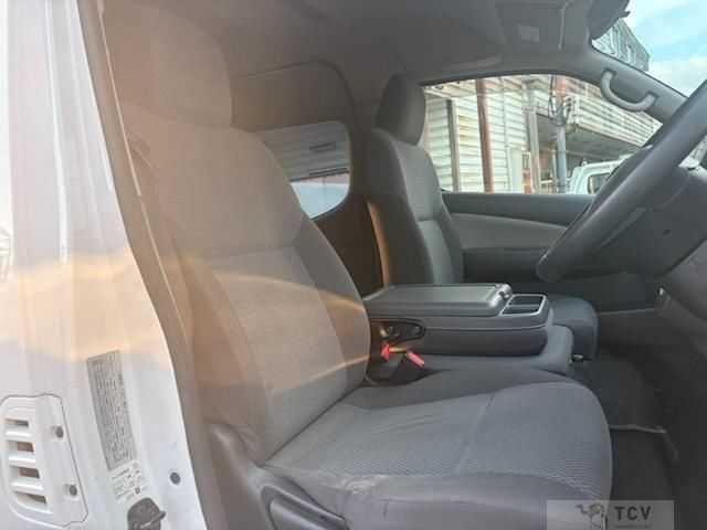 2013 Nissan NV350 Caravan
