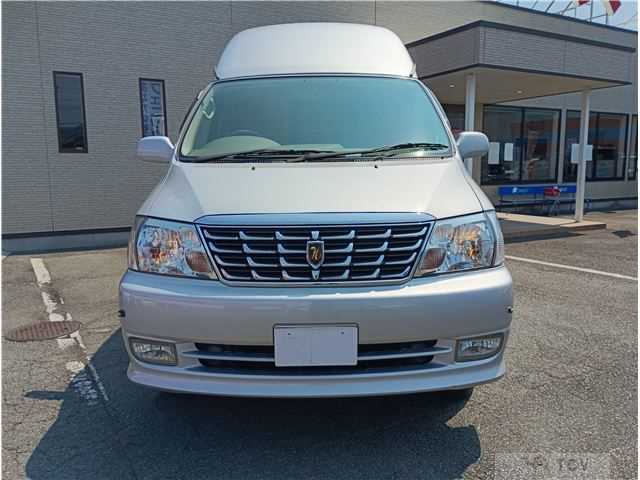 2004 Toyota Grand Hiace